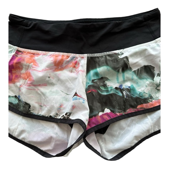 Lululemon speed it up shorts - Picture 6 of 6